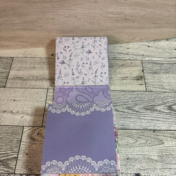 Handmade Floral Notepad - Picture 5 of 10